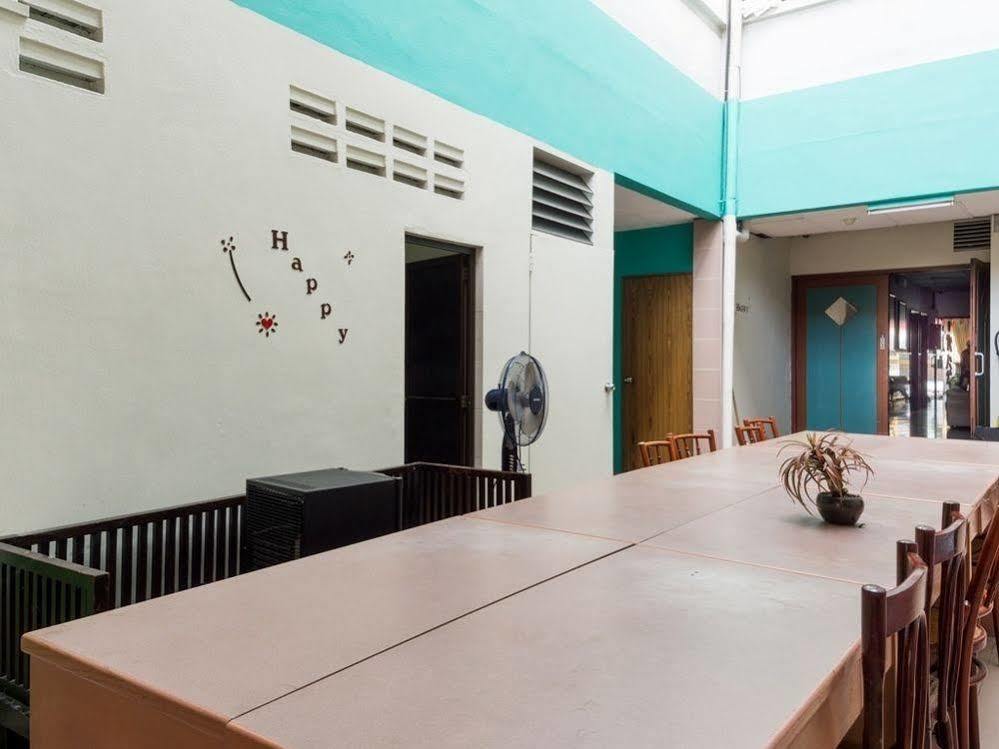 新加坡 Reddoorz Near Aljunied Mrt酒店 外观 照片